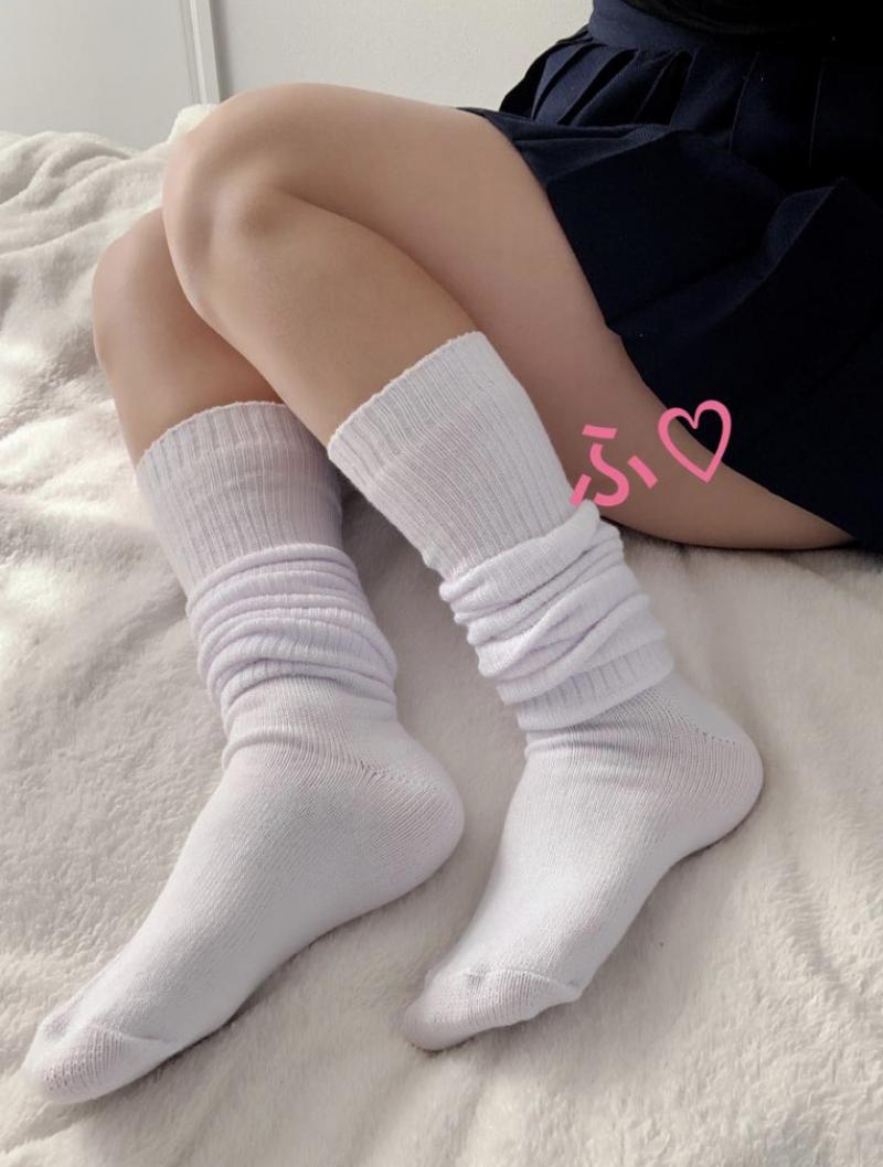 ●たっぷり1日着用●まだまだコスプレしたい!!ムレムレくっさくさルーズソックス●