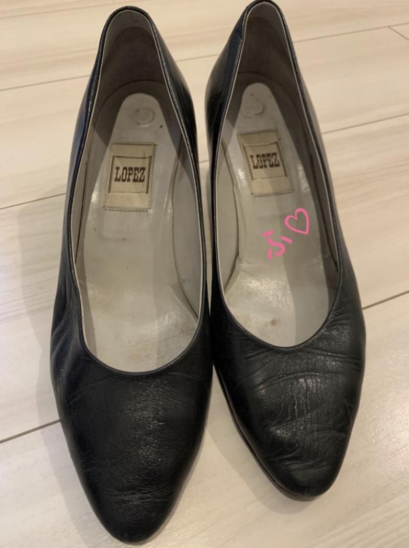 ●約４年愛用●通勤でかなり履き込んでボロくて臭いパンプス●
