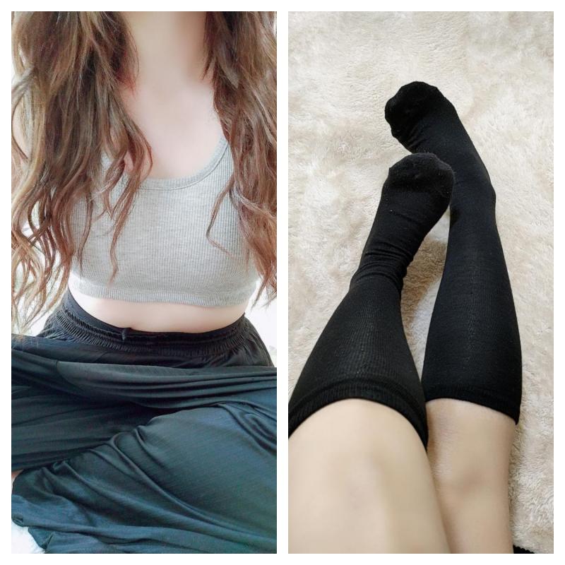 1週間連続着用スポブラ＆クサクサハイソックスセット♡