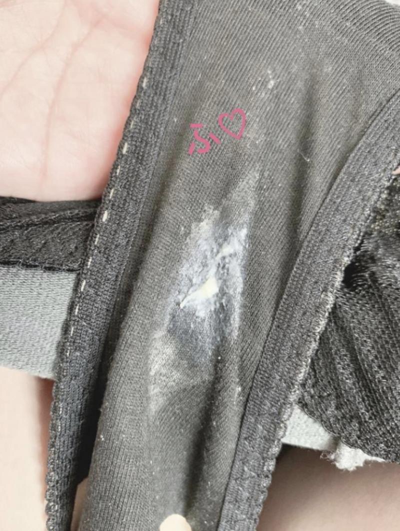 ●たっぷり1日着用●濃厚スソガ臭ぷんぷんの脱ぎたてパンティ●