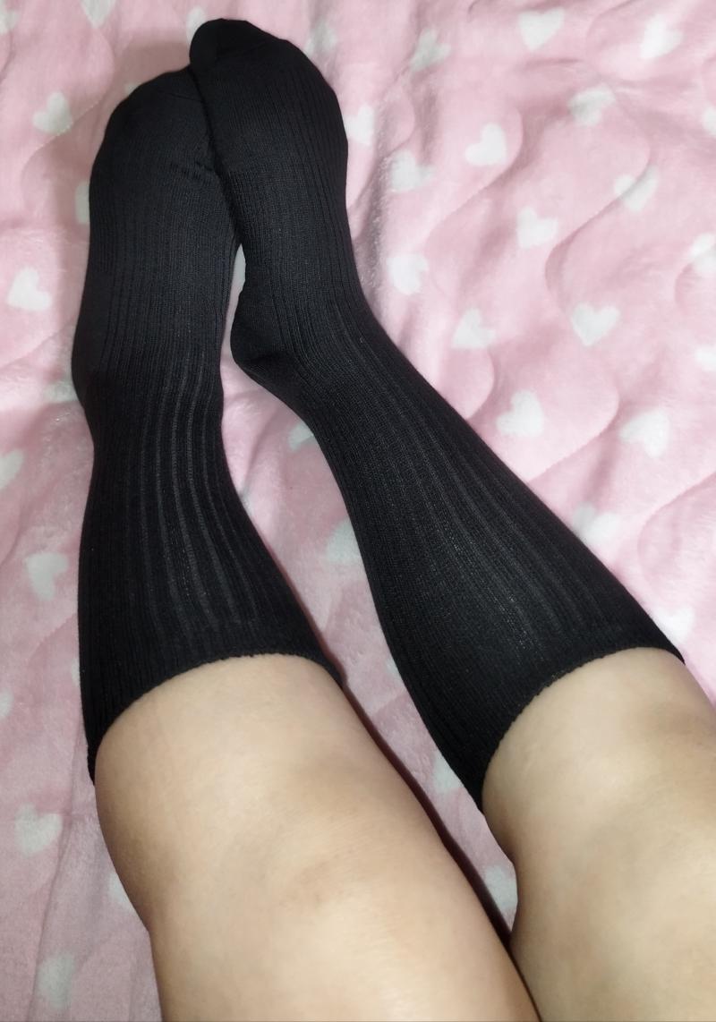 （２足セット＆OPおまけ付き）重ね履きしてくさくさハイソックス黒＆汚い臭い白い靴下☆