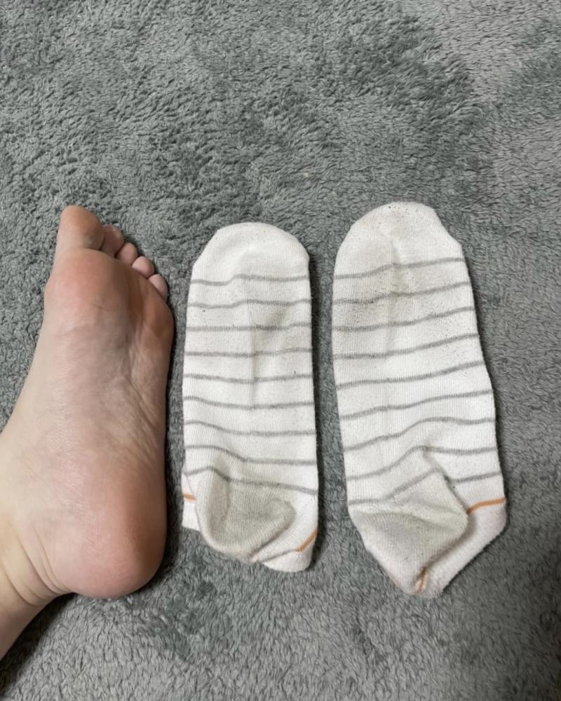 保育士の履いた激臭ソックス♡