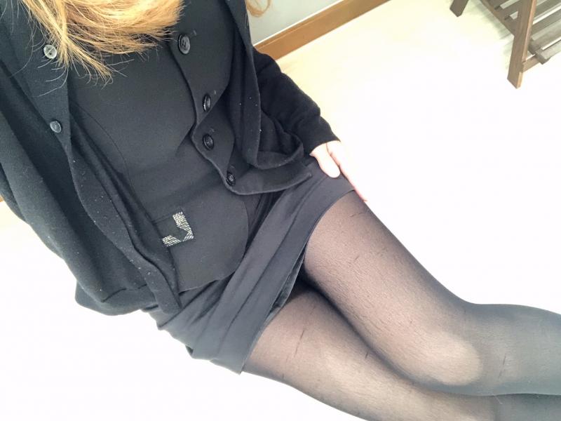 2日着用♡スニーカー履いてムレまくり黒スト