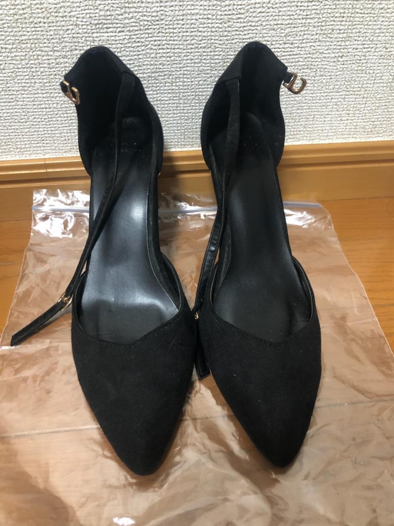 かわいい黒のヒール♡