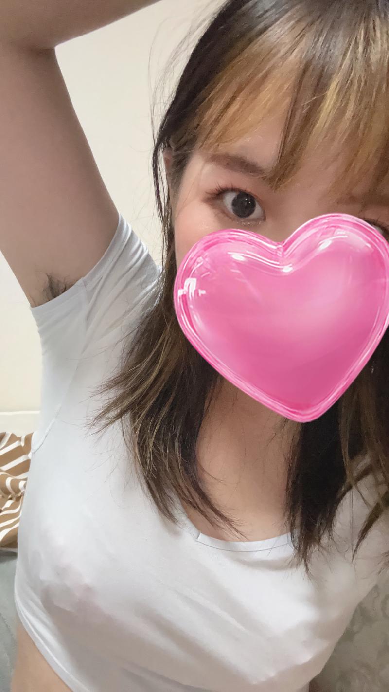 汗びっしょりインナー♡