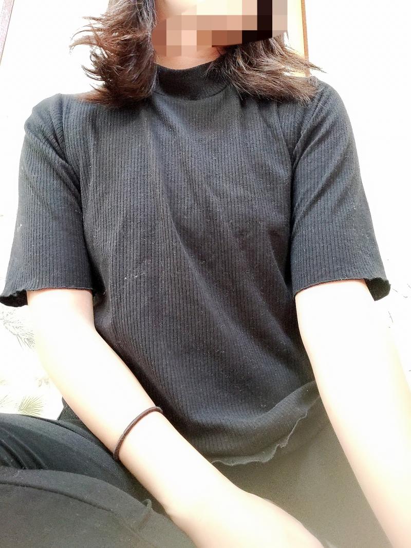 4日連続着用脇に密着Tシャツ♡