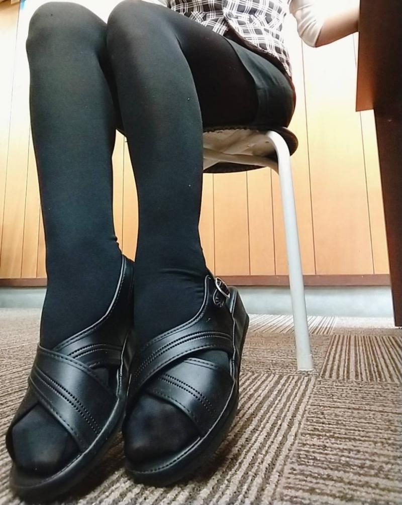 2日履き♡事務OLお仕事用黒スト