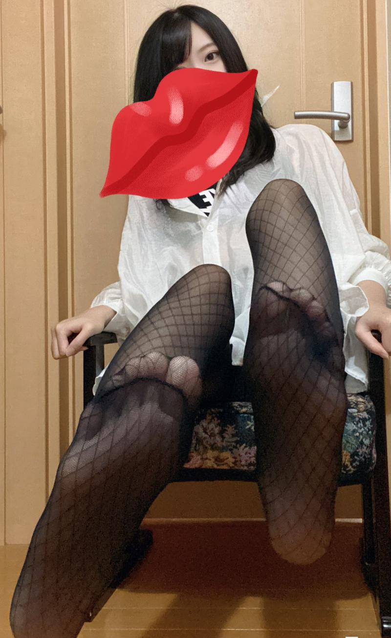セクシーなデザイン付きの黒ストッキング♡