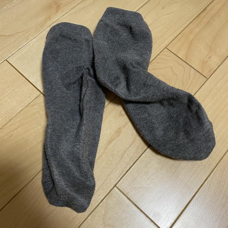 【限定価格】2日間連続で履いた アンモニア&納豆臭 ボロ靴下