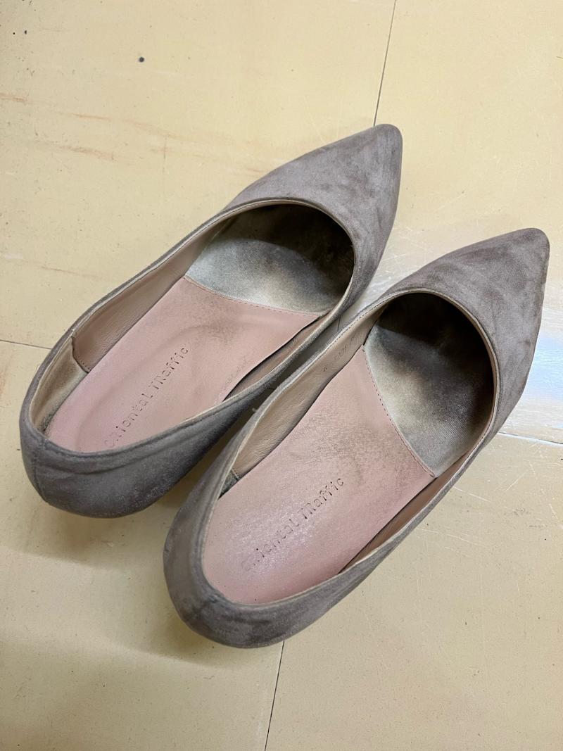 予約！半年間履いた本物のパンプス