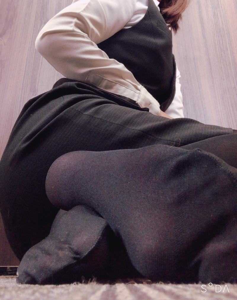 ルイの酸っぱ臭いお仕事黒スト♡2日履き⟡.·*.