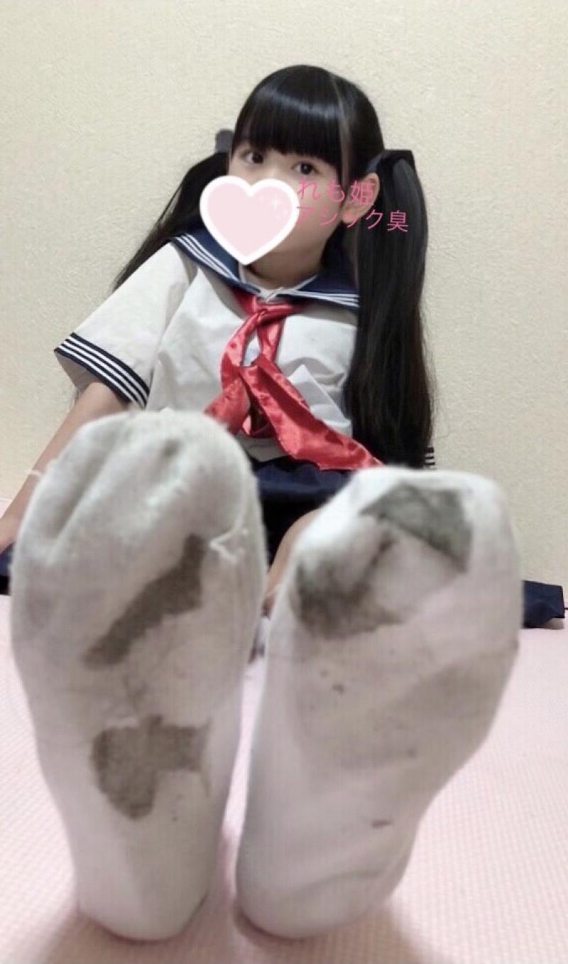 高校入学式に履いていった白ハイソ3日ばき