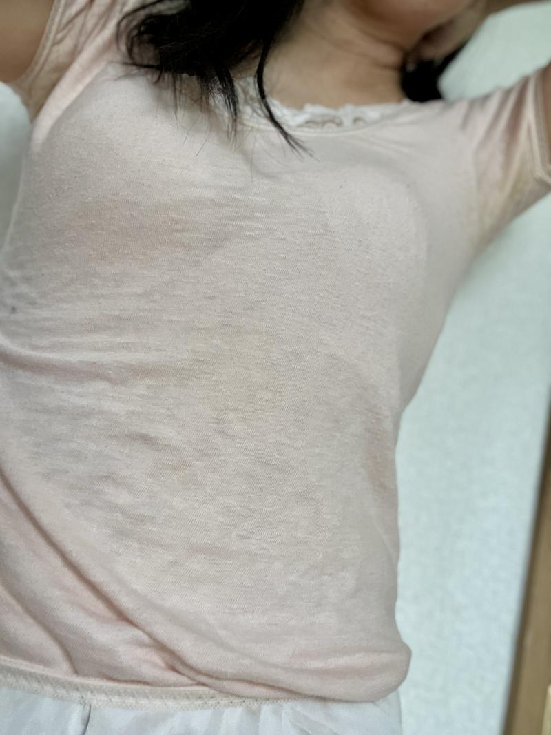 2年以上無洗濯のババシャツと3ヶ月近く着用しているしみーず
