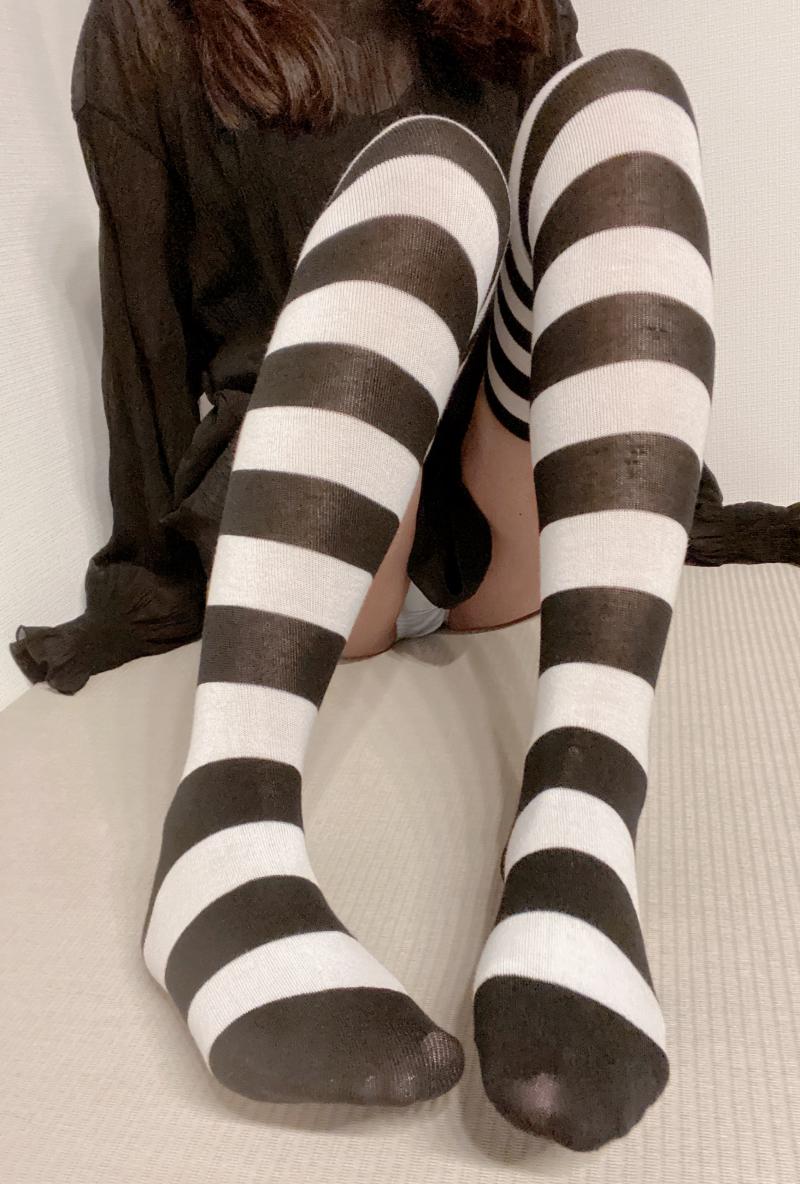 くさくさボーダーニーソ