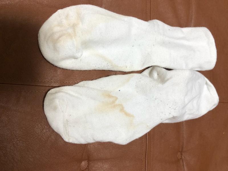 即納♡2週間着用済みの汚すぎる白靴下｡ﾟ･ (>﹏<) ･ﾟ｡