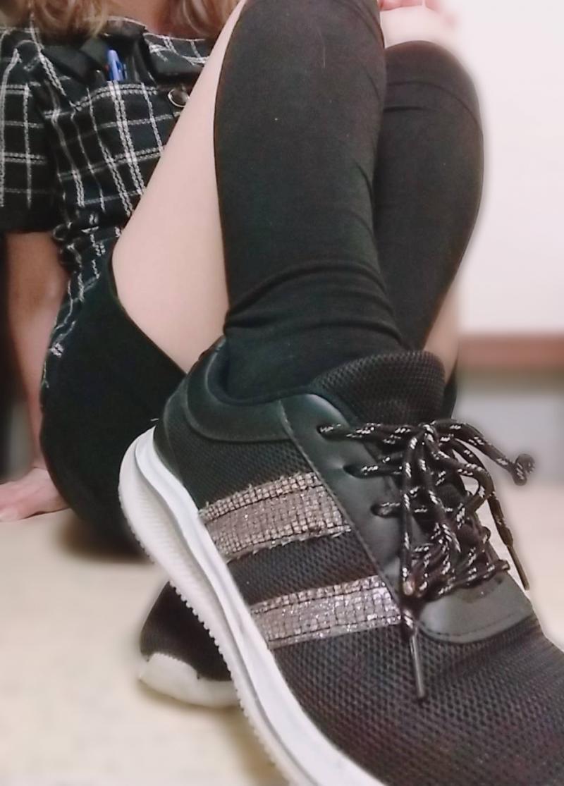 2日連履き♡お仕事黒ハイソ脱ぎたて♡