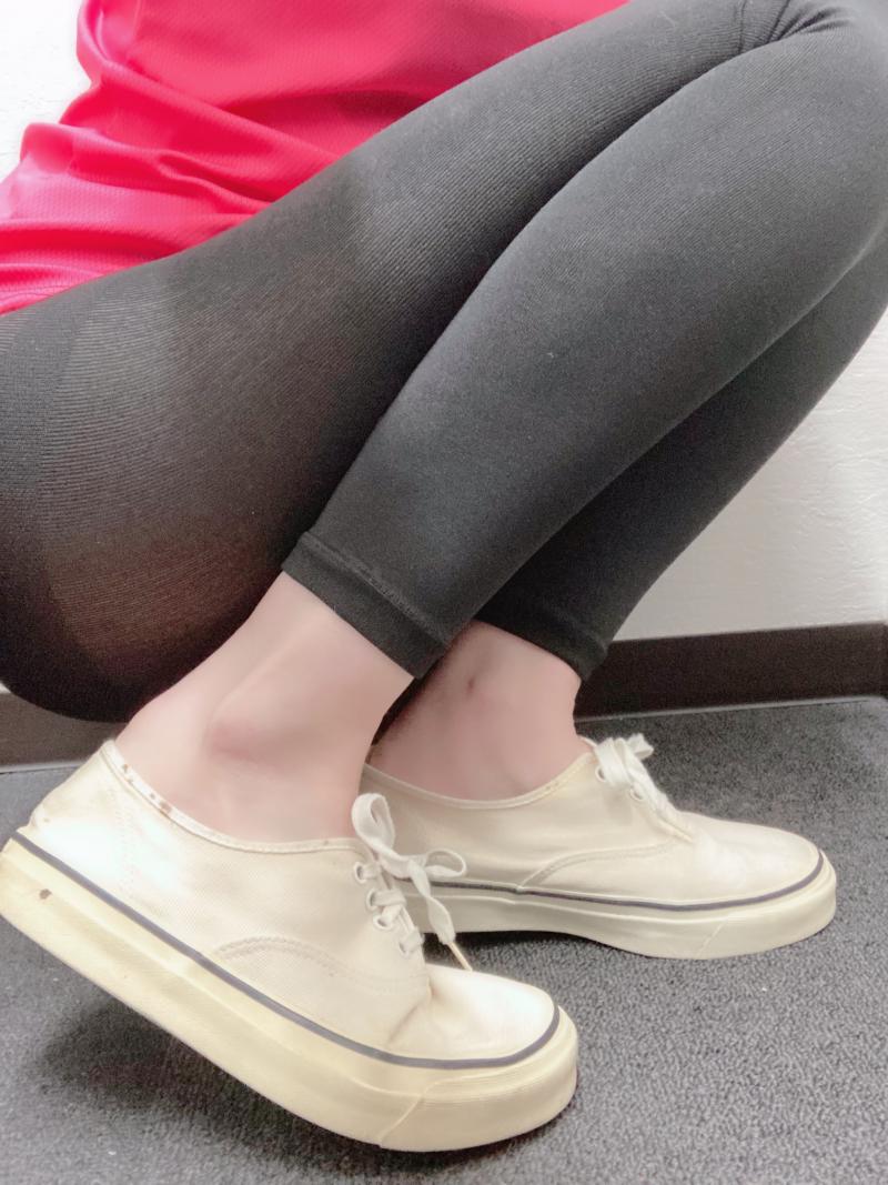 年代物白スニーカー