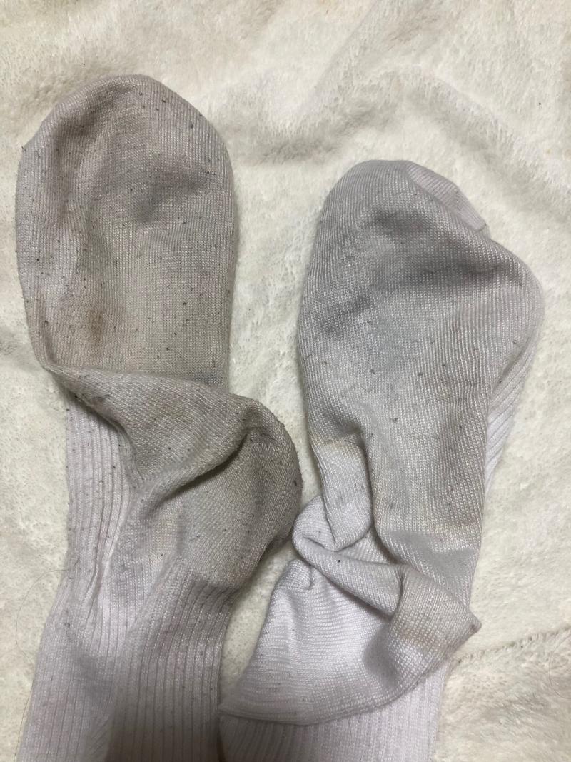 ほんとに無理な1ヶ月履きの白ハイソックス
