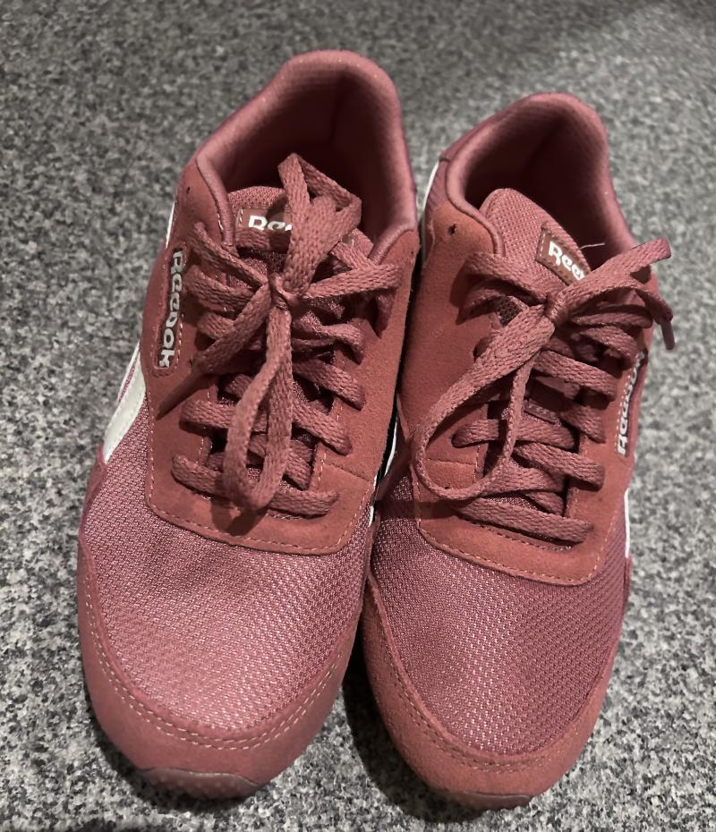 Reebokランニングシューズ♡