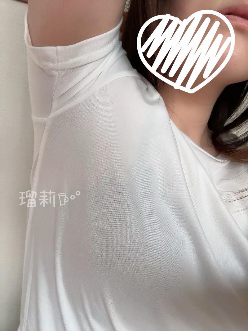 ★2日間着用★激臭天国♡白のインナー