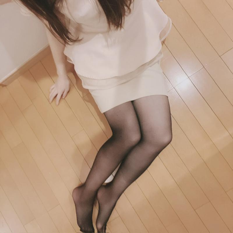 爪先激臭！薄い黒のストッキング