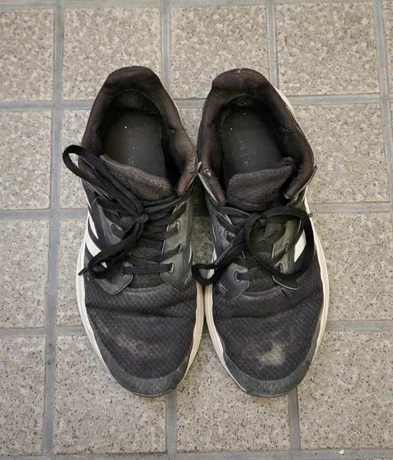 履きすぎて汚い臭くいadidas☆