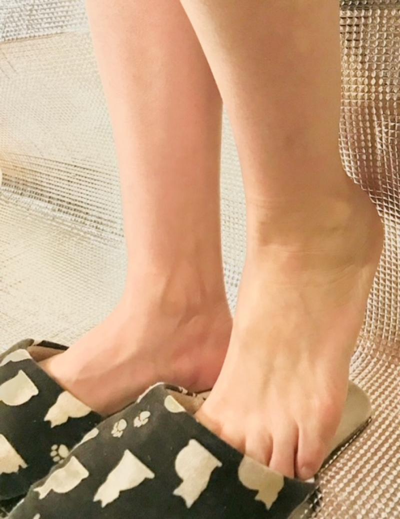 使い古し室内スリッパ&黒ストセット♡