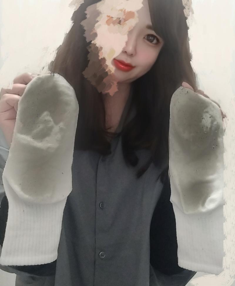 激クサ注意!!6日着用☆びっしょり汚れまくりな靴下
