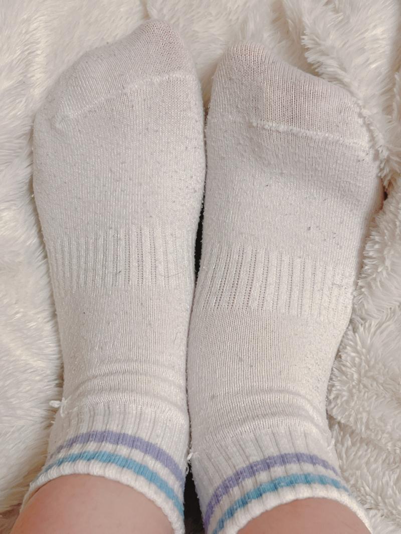 アルバイト中着用の白ソックス♡