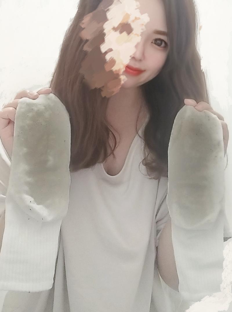 激クサ注意!!6日着用☆びっしょり汚れまくりな靴下