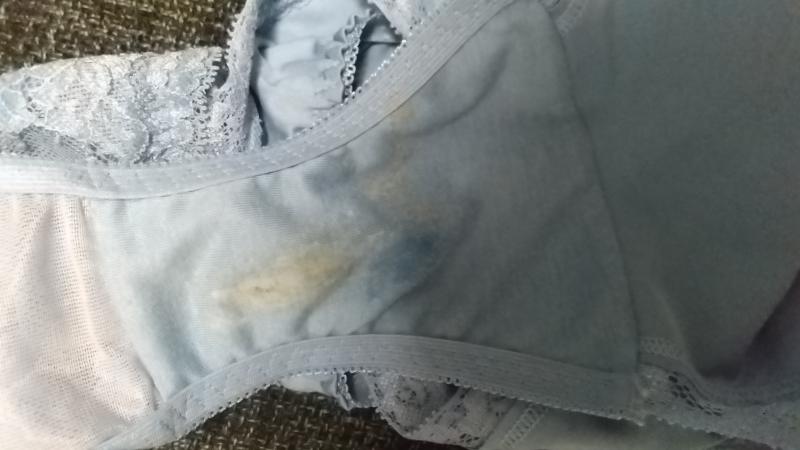 ２日間みっちり着用したパンティ(* >ω<)