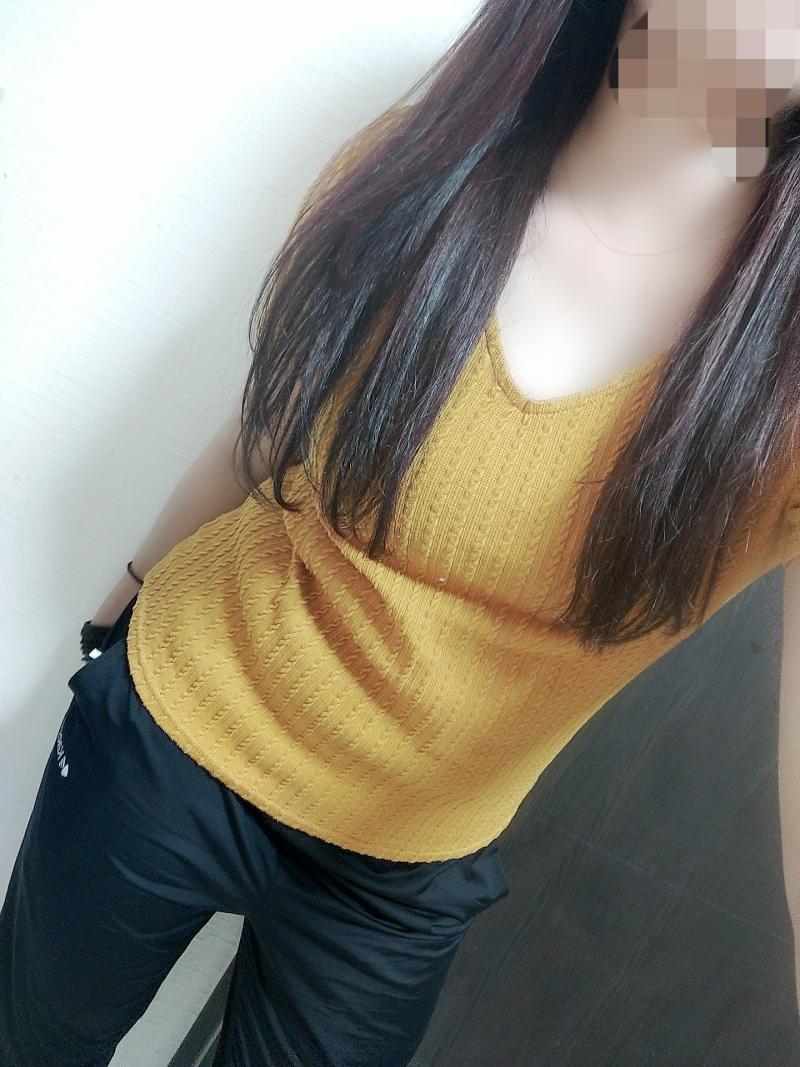 1週間連続着用リブニットTシャツ♡