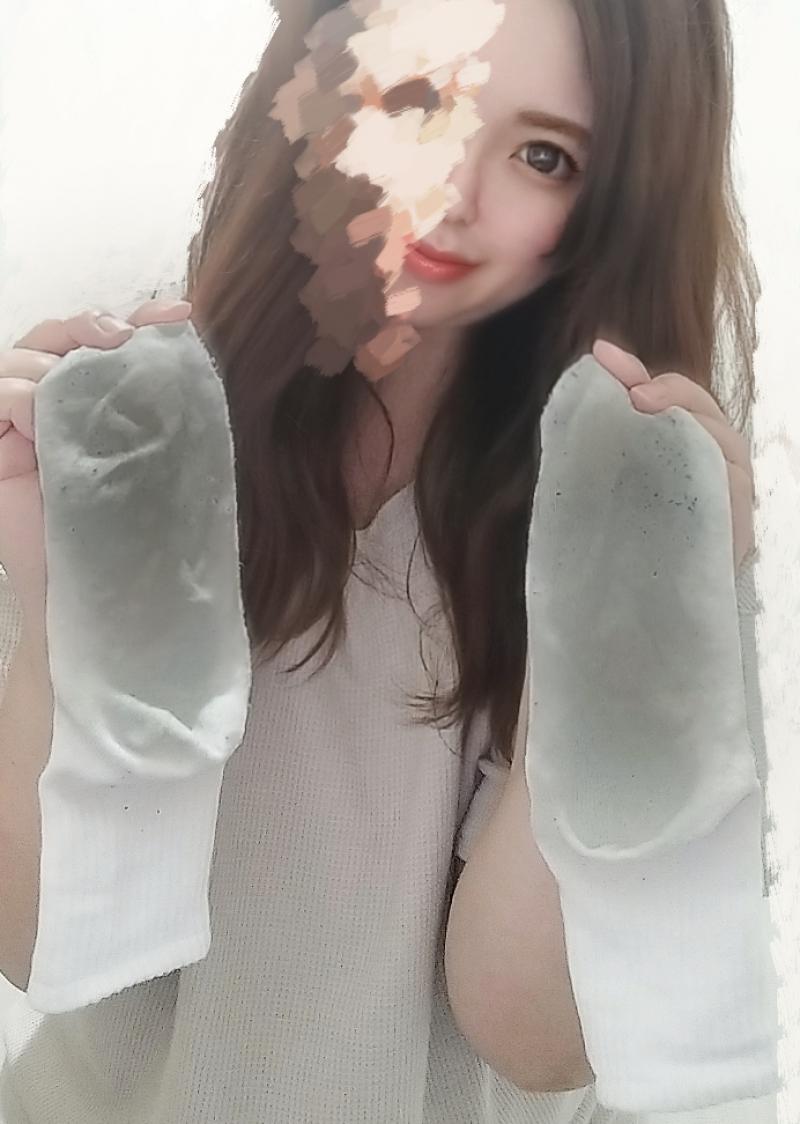 激クサ注意!!全部で8日着用☆びっしょり超クサ靴下