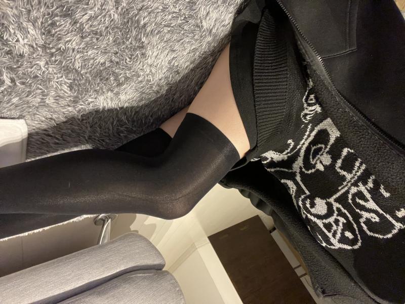 黒のニーハイ♡どうぞ!