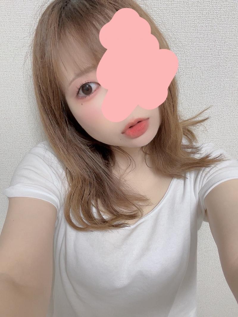 白のTシャツとパンツのセット♡