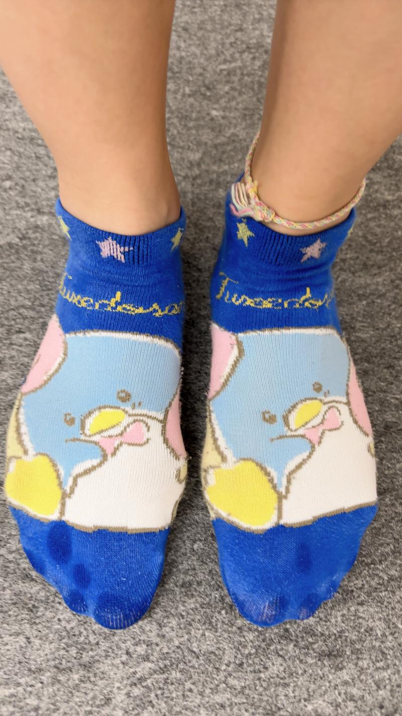 【過去一激臭更新】画像のシミは汗です♡♡激臭ソックス