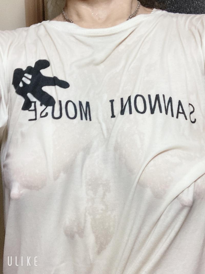 風呂無しで10日 連着しまくった 汗だくだくのクッサくさのTシャツꯁꯧ