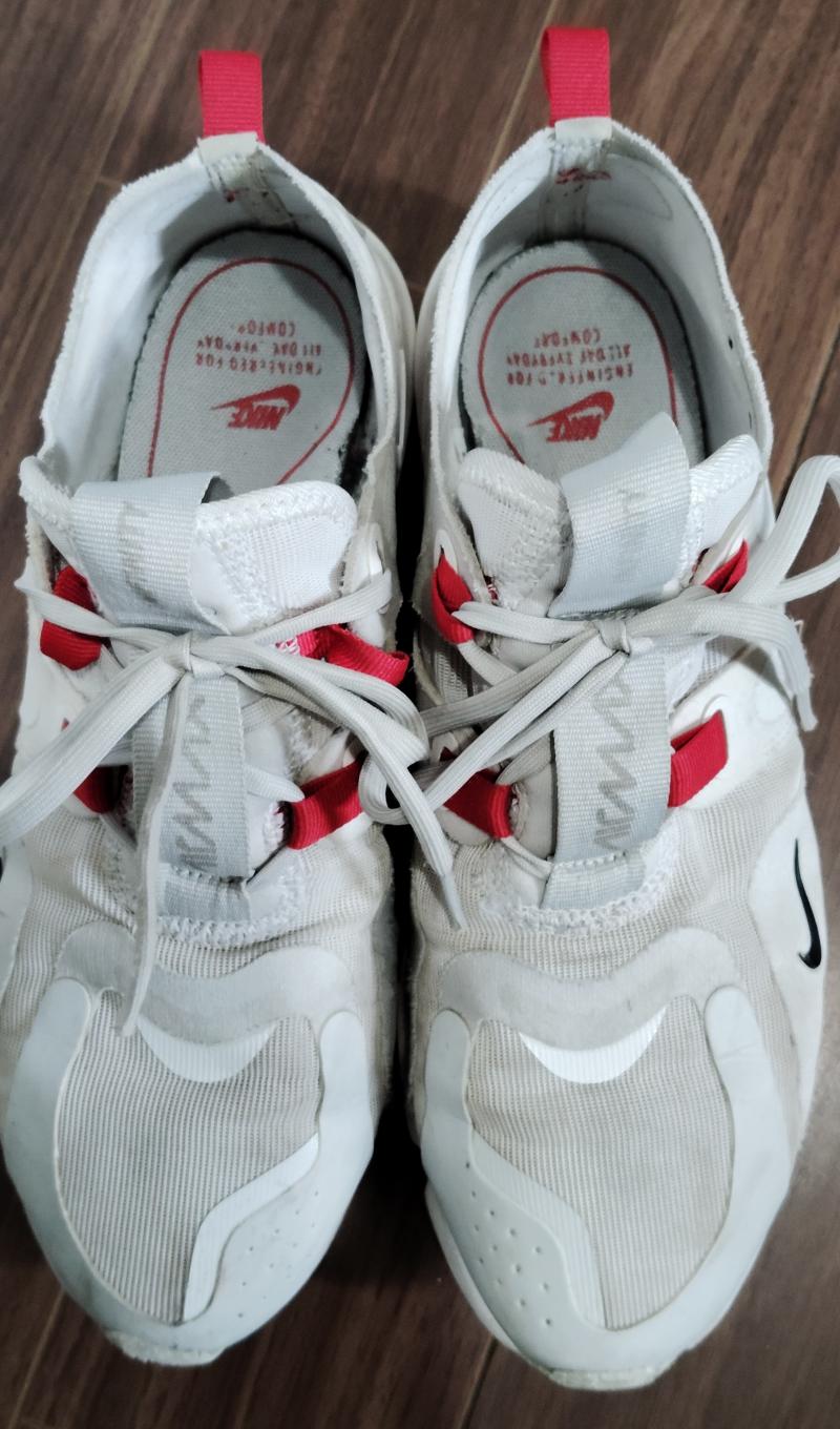 汗臭ッ!!NIKEスニーカー【ソックスおまけ❤️】