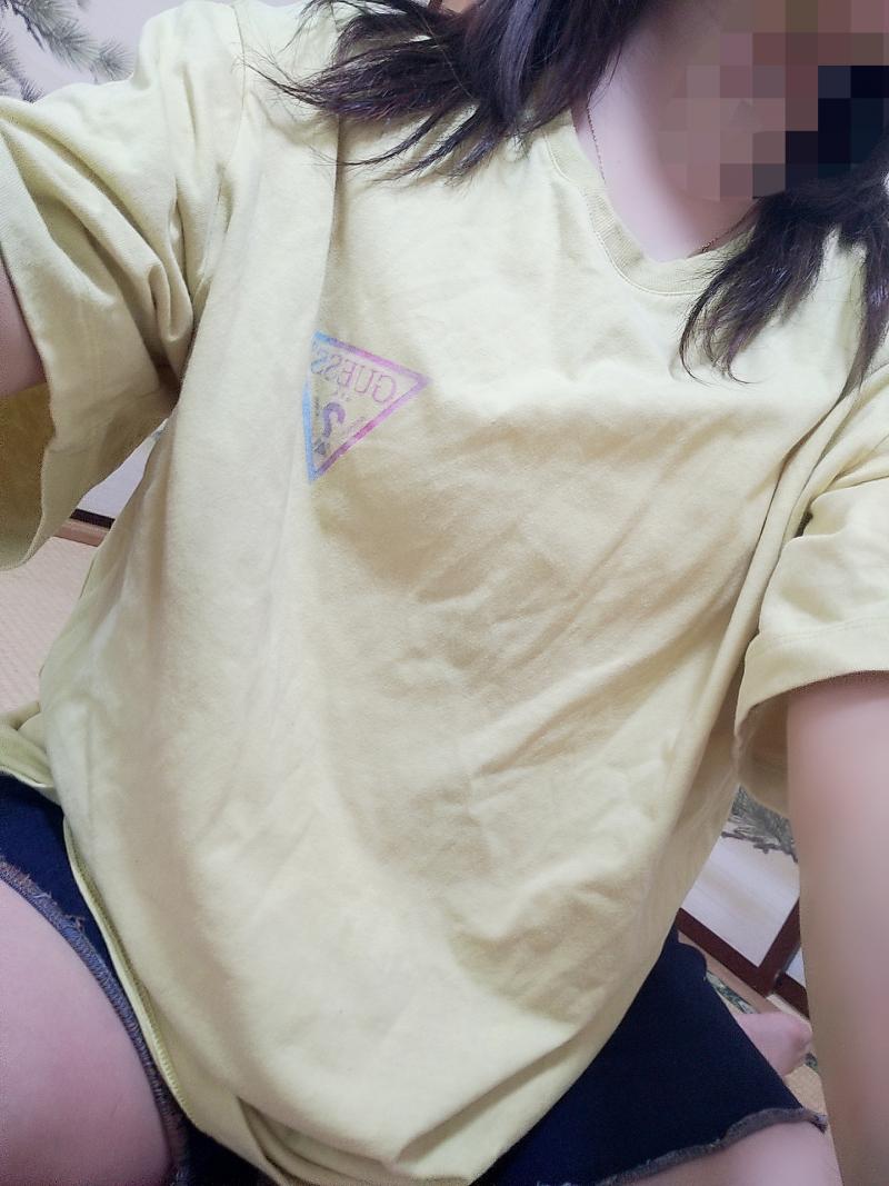 超お気に入り１週間連続着用GUESSティーシャツ♡