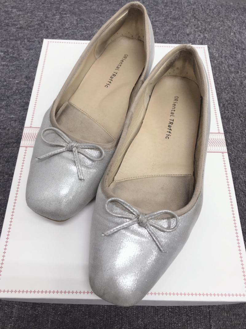 oriental traffic 革製パンプス　シルバー　汚れ有り半年着用　豪華オプション付