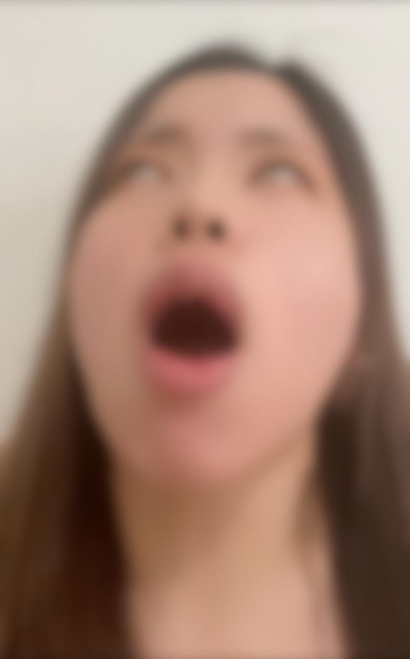 【顔面崩壊】ゴリラ声・オホ声で汚顔ドアップオナ狂い動画