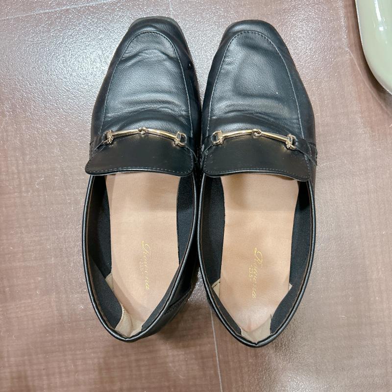 大好評♡OLさんが着用したくさくさローファー風パンプス