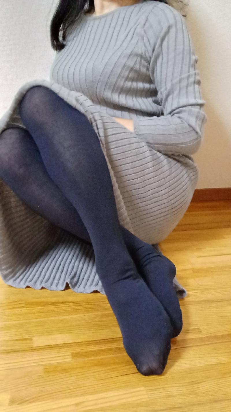 熟女秘香のくたくたタイツ