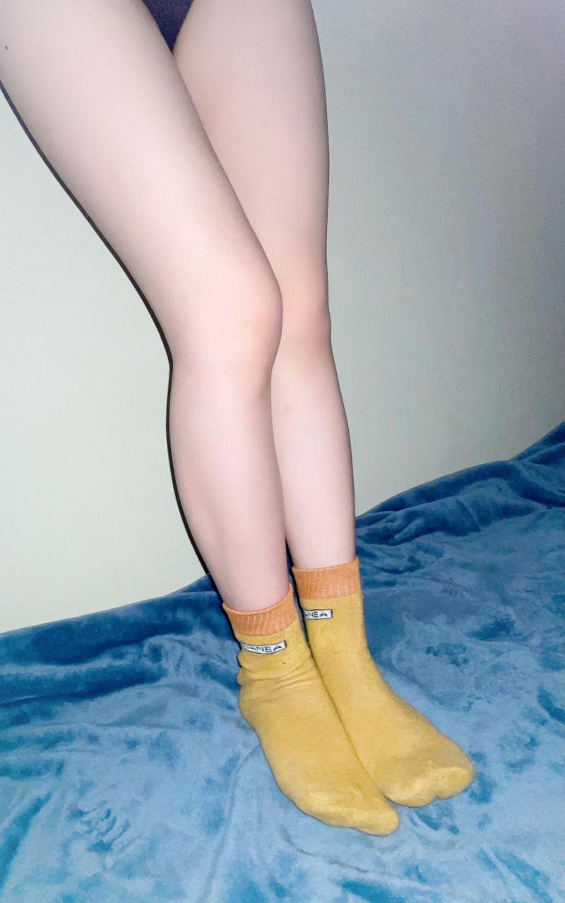 処女学生が2週間履いて運動したくさくさ靴下♪