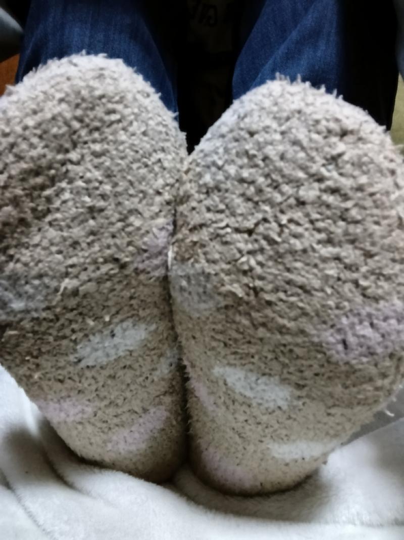 【1か月洗ってない】人妻のしっとりモコモコ靴下