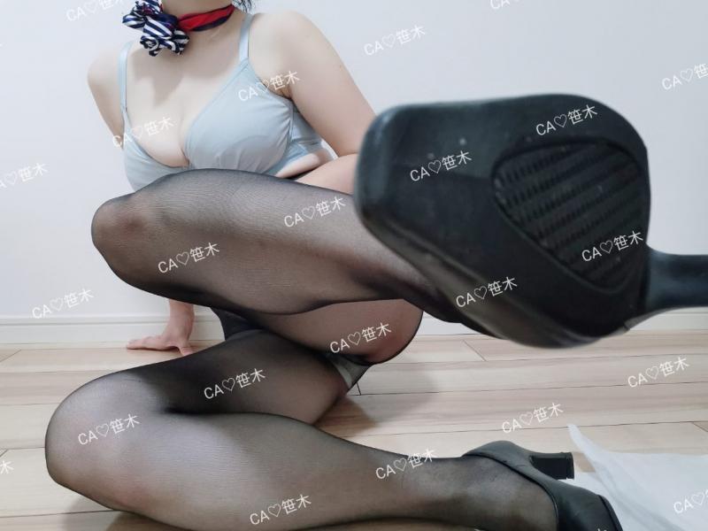 現役CA着用の♡濃厚汗臭♡クサクサ♡お仕事パンプス