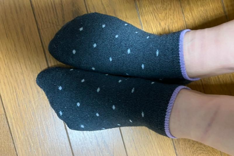 ロングブーツで一日中歩き回ったソックス