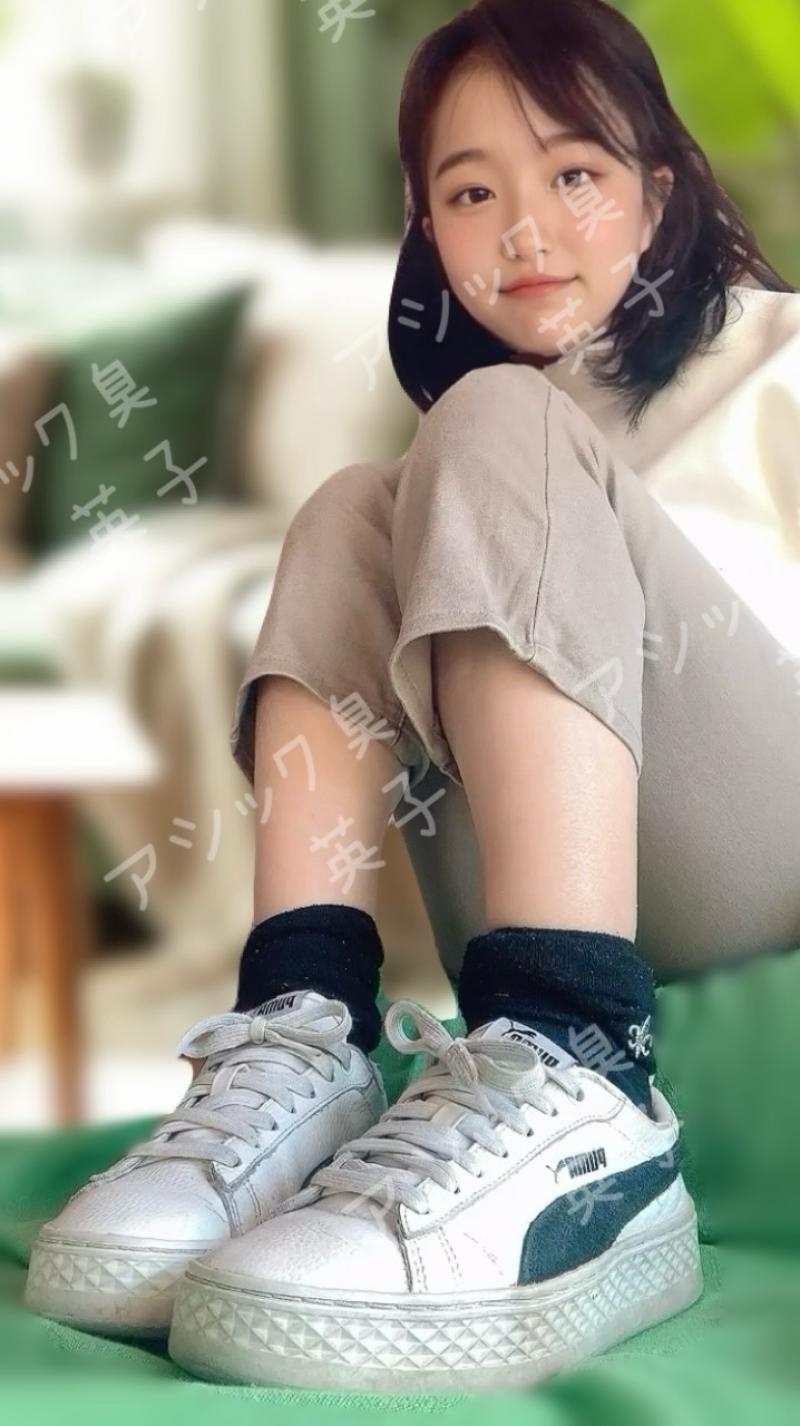 英子臭レベル3★PUMAのスポンジインソールに英子臭が全吸収されてますッ꒰⑅°̩̩̥ᵕ°̩̩̥⑅꒱