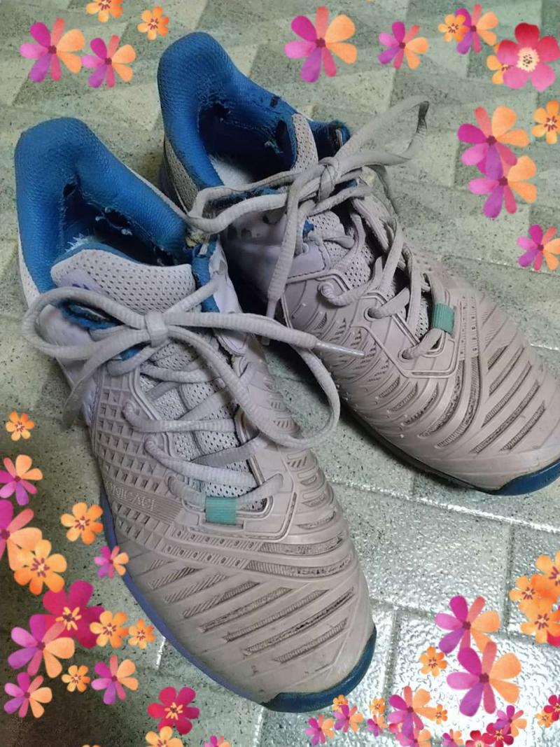 【お値下げ】YONEX テニスシューズ★使い込んで汚れてます