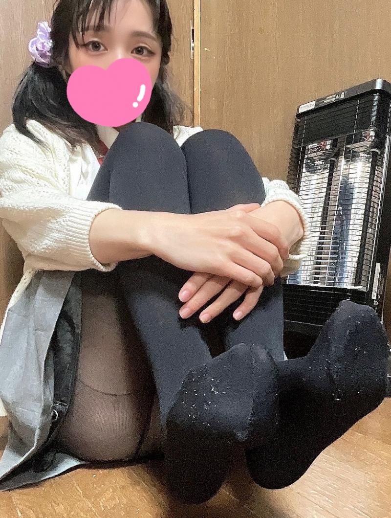 4日着用ずみタイツෆ˚*